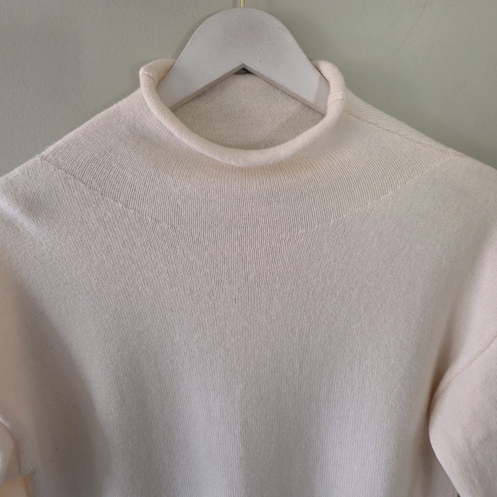 Wilfred S Modern Contemporary Minimalist Soft Girl Mock Neck Merino Wool Sweater - Picture 4 of 16